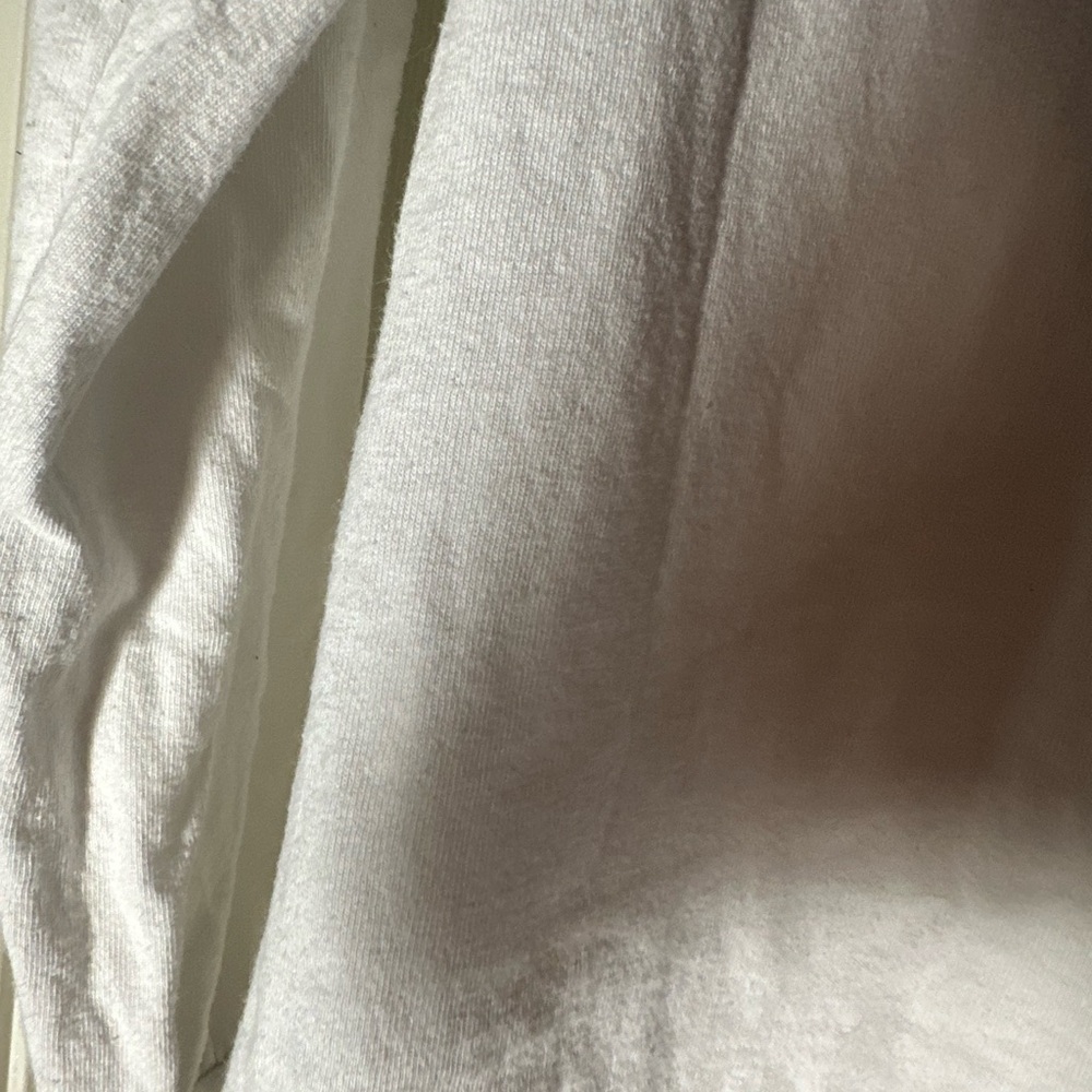 Ariana Grande White Long Sleeve Tee with Graphic Design - Picture 4 of 6
